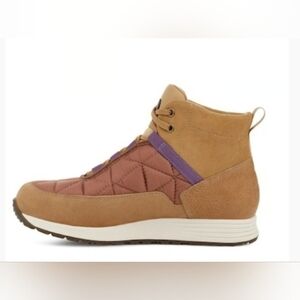 New Teva Rapid Proof Ember Commute Waterproof Boot Suede Women's Size 9.5